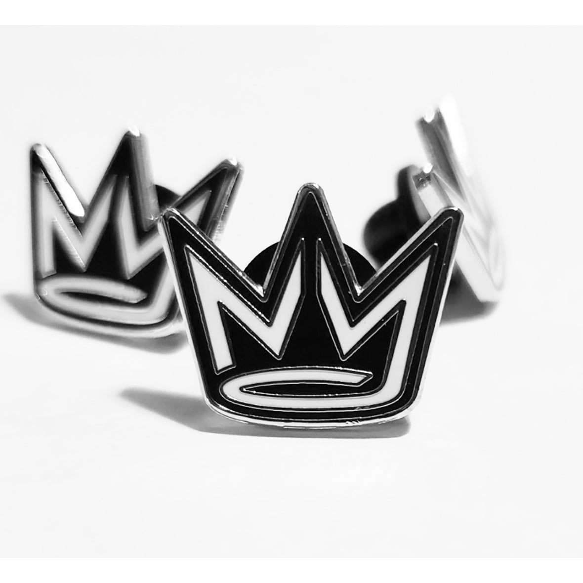 KING OF STATES ENAMEL PIN